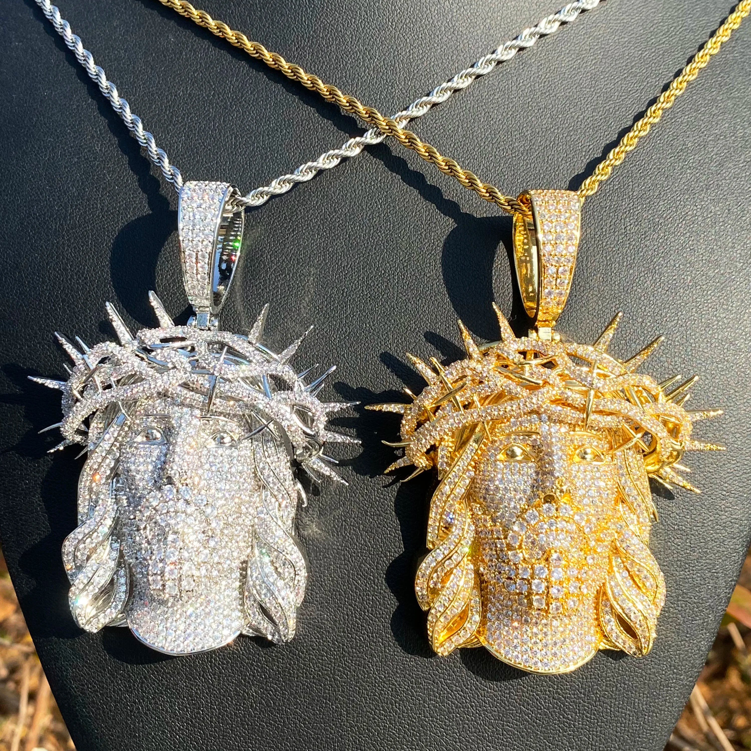 Aokaishen Iced Out Jesus Necklace