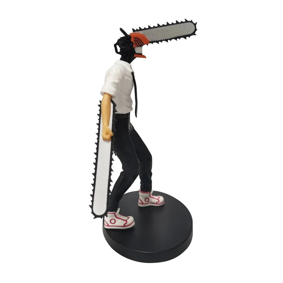 Chainsaw man anime figure